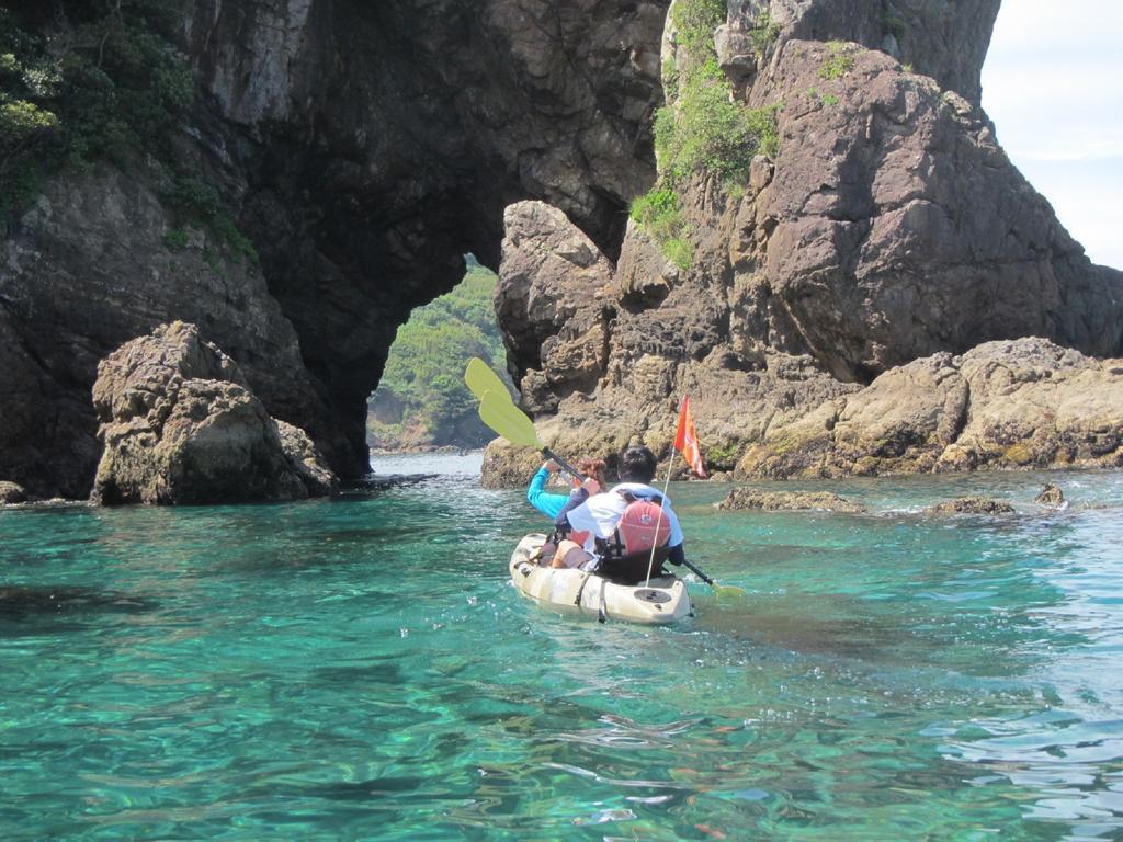 Amakusa West Coast Backpackers Fu-Raibou Pansiyon Dış mekan fotoğraf