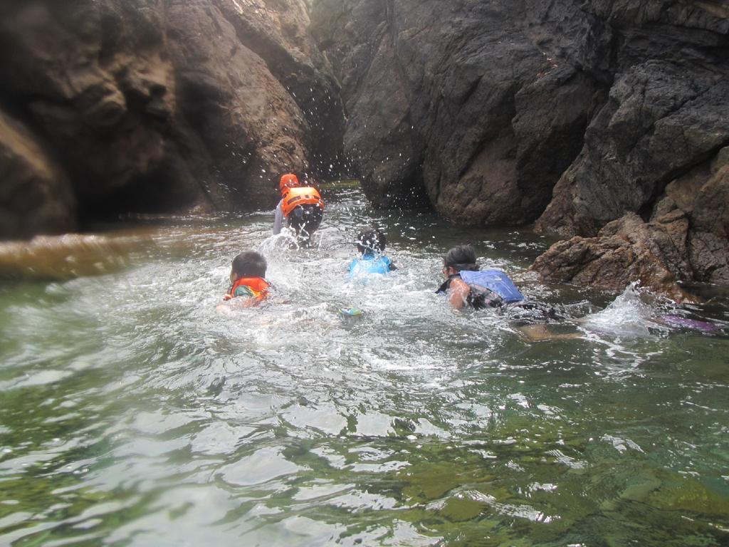 Amakusa West Coast Backpackers Fu-Raibou Pansiyon Dış mekan fotoğraf